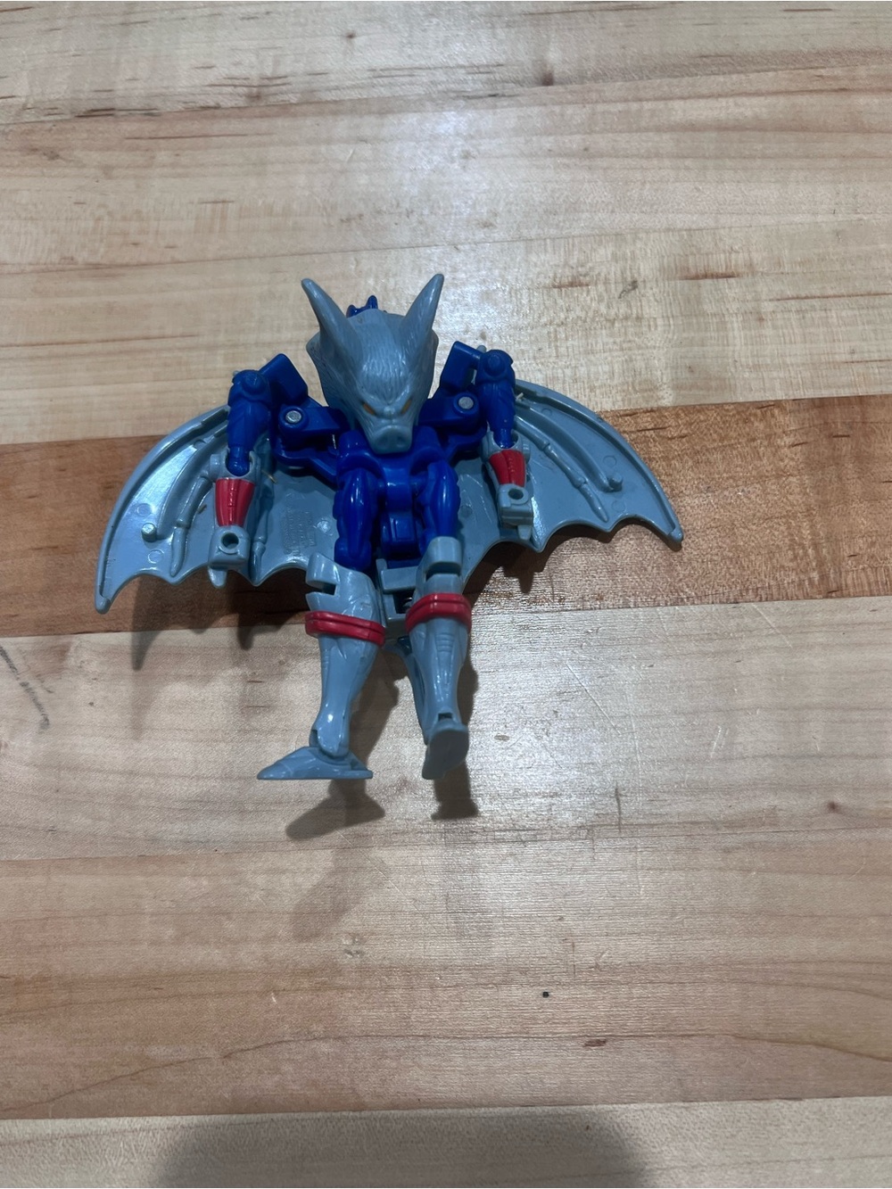 Hasbro Transformers Beast Wars Bat Primal Transforming Bat Action Figure